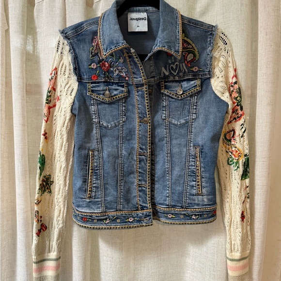 Desigual Pakaian Jadi Wanita Denim Jacket with Knit Sleeves Floral Embroidery 36 - Picture 4 of 8